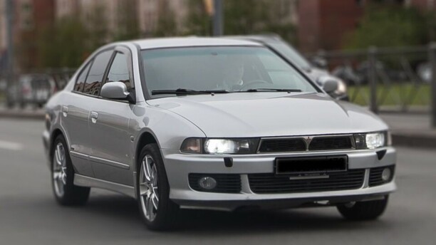 Mitsubishi Galant VIII · Рестайлинг, 2001 г.