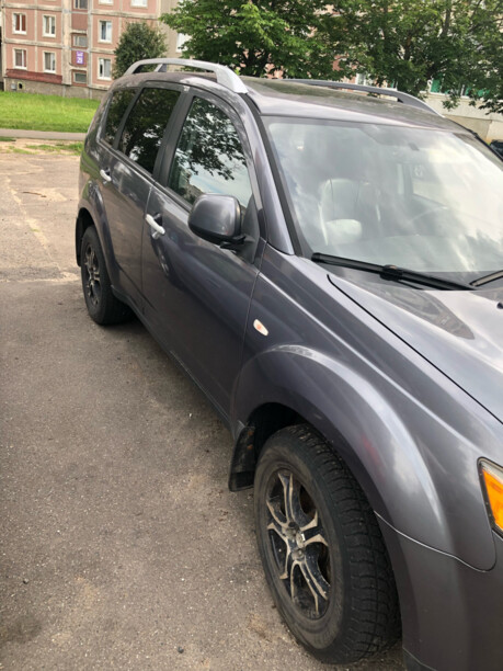 Mitsubishi Outlander XL, 7 мест, 2007 г.