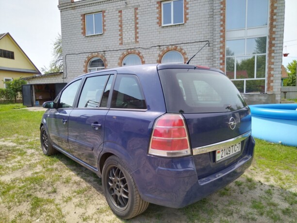 Opel Zafira B, 7 мест, 2006 г.