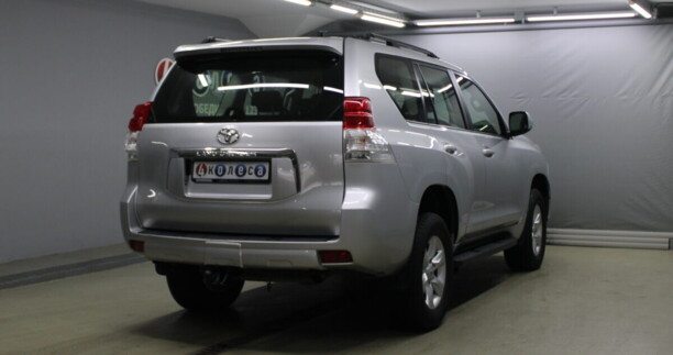 Toyota Land Cruiser Prado J150, 2010 г.