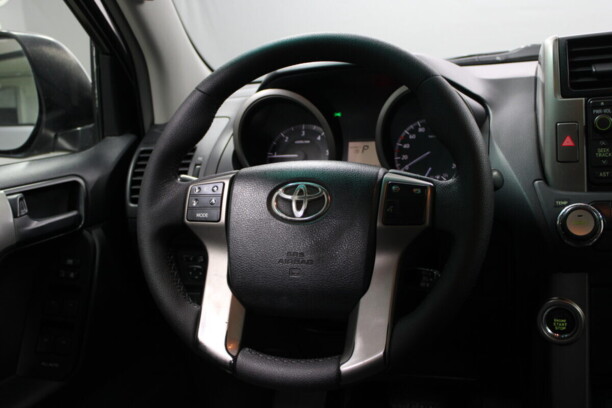 Toyota Land Cruiser Prado J150, 2010 г.