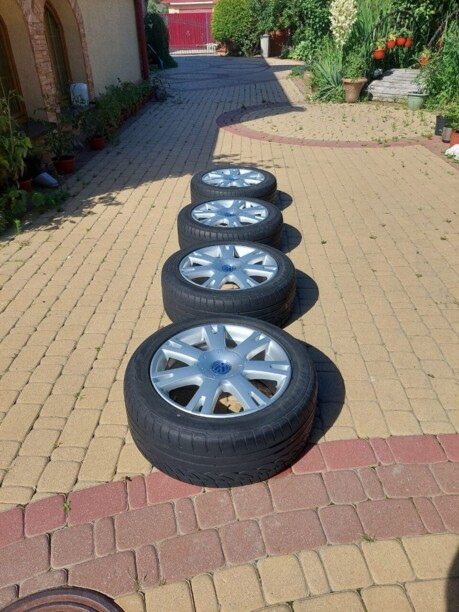 Dunlop 10x18 5x120 4 шт.