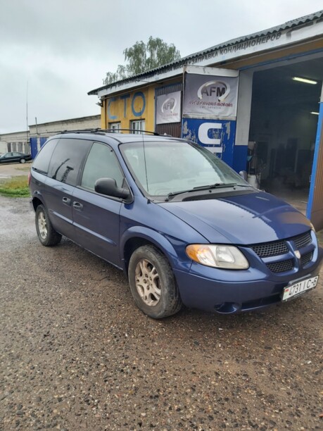 Dodge Caravan IV, 7 мест, 2002 г.
