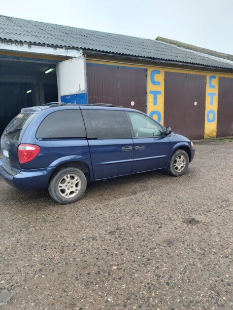 Dodge Caravan IV, 7 мест, 2002 г.