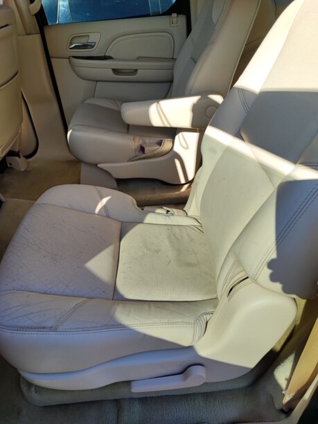 Cadillac Escalade III, 7 мест, 2007 г.