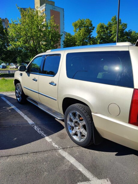Cadillac Escalade III, 7 мест, 2007 г.