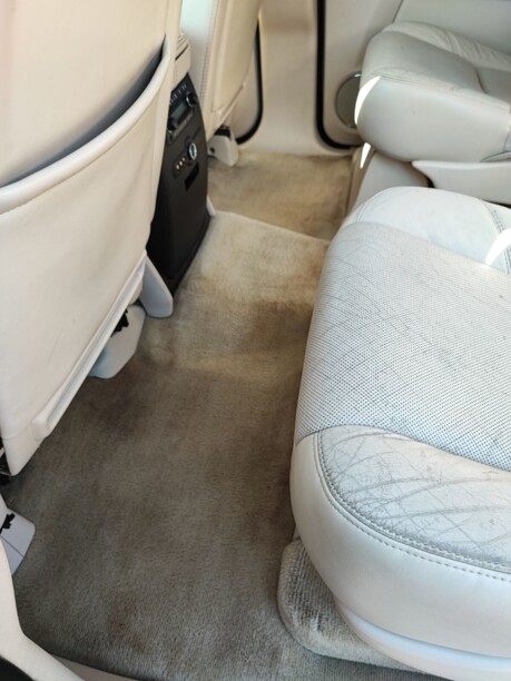 Cadillac Escalade III, 7 мест, 2007 г.