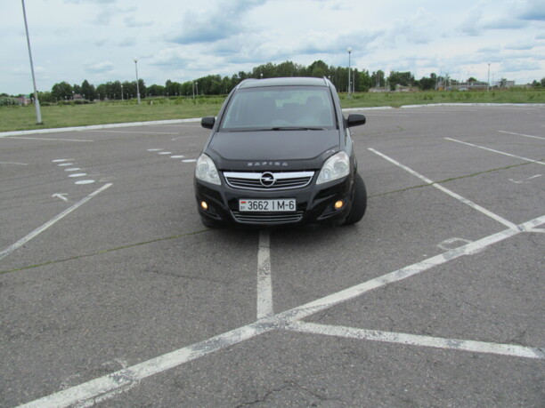 Opel Zafira B · Рестайлинг, 7 мест, 2010 г.