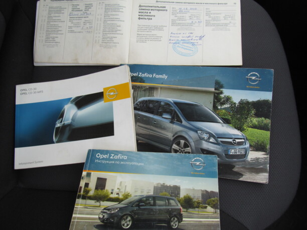 Opel Zafira B · Рестайлинг, 7 мест, 2010 г.