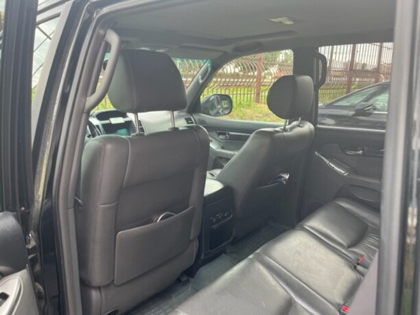 Toyota Land Cruiser Prado J120, 7 мест, 2008 г.