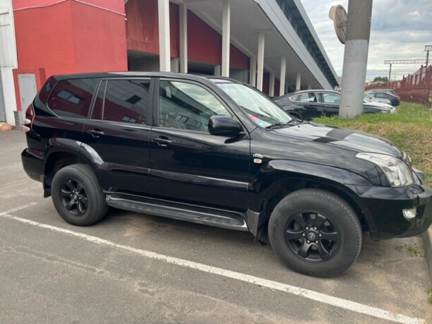 Toyota Land Cruiser Prado J120, 7 мест, 2008 г.