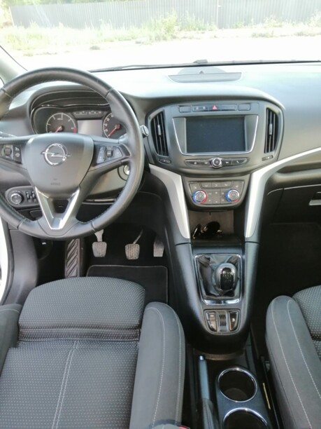 Opel Zafira C · Рестайлинг, 2018 г.