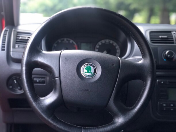 Skoda Fabia 5J, 2009 г.