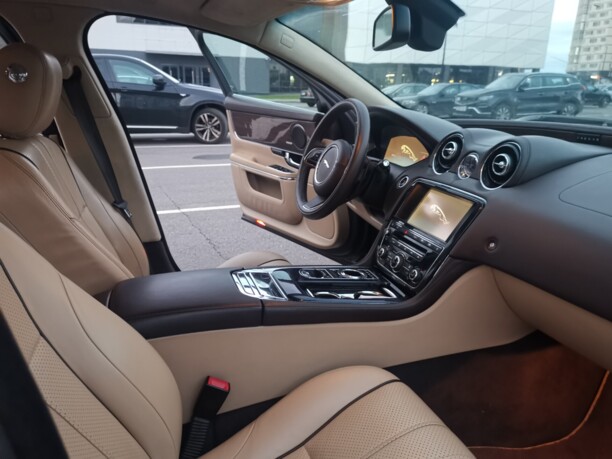 Jaguar XJ X351, 2010 г.