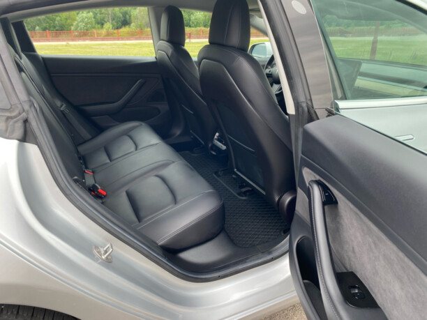 Tesla Model 3, 2018 г.