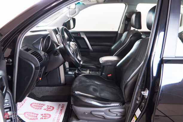 Toyota Land Cruiser Prado J150, 2010 г.
