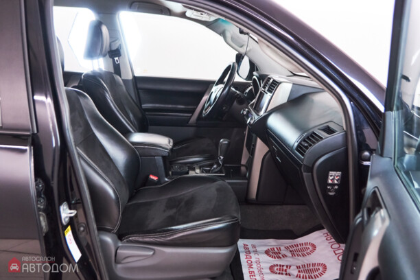 Toyota Land Cruiser Prado J150, 2010 г.