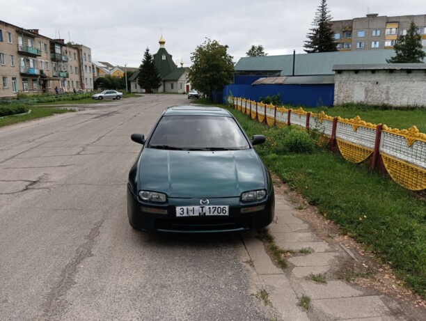 Mazda 323F, 1995 г.