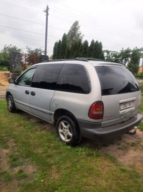 Chrysler Voyager III, 7 мест, 1999 г.