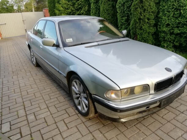 BMW 7 серия E38, 1996 г.
