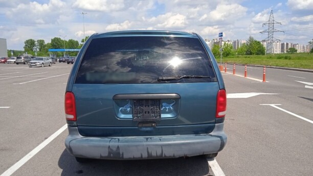 Dodge Caravan III, 7 мест, 2000 г.