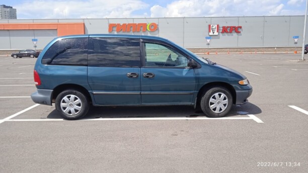 Dodge Caravan III, 7 мест, 2000 г.