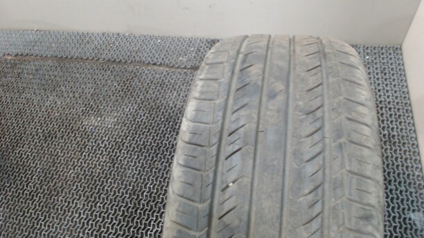 Легковые шины Blacklion CILERRO BH15 235/40 R18 1 шт.