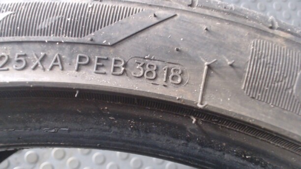 Легковые шины Goldway ECO-BLUE 235/40 R18 1 шт.