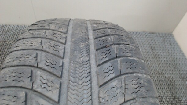 Легковые шины Michelin Primacy ALPIN 225/45 R17 1 шт.