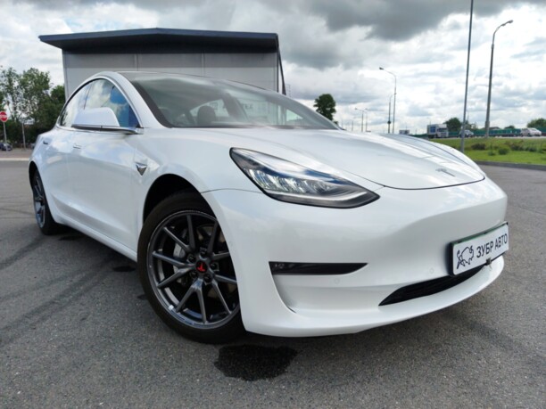 Tesla Model 3, 2018 г.