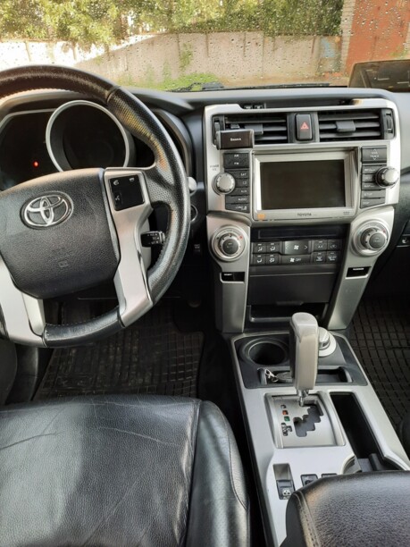 Toyota Land Cruiser Prado J150, 2010 г.