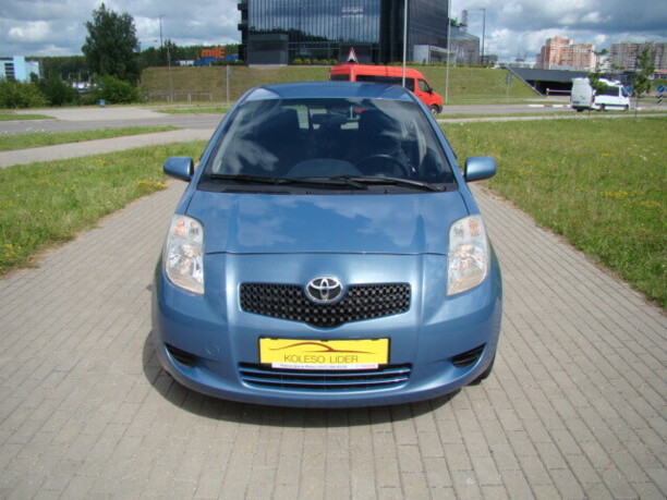Toyota Yaris II (XP9), 2006 г.