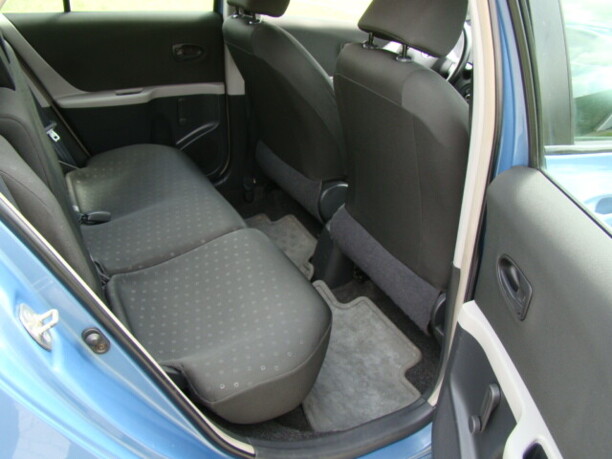 Toyota Yaris II (XP9), 2006 г.