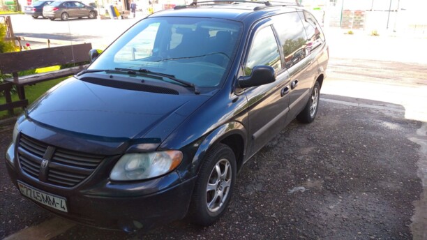 Dodge Grand Caravan IV, 7 мест, 2004 г.