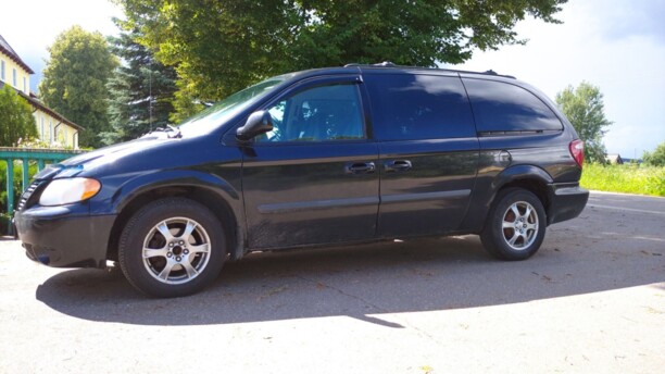 Dodge Grand Caravan IV, 7 мест, 2004 г.