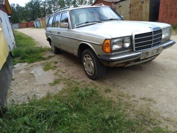Mercedes-Benz E-Класс W123, 1984 г.
