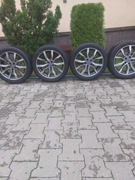 италия 8x18 5x114.3 4 шт.