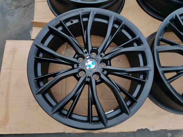 BMW 5 G30 G31 8x19 5x112 4 шт.