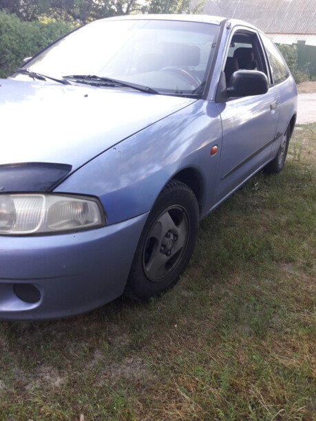 Mitsubishi Colt V, 1998 г.