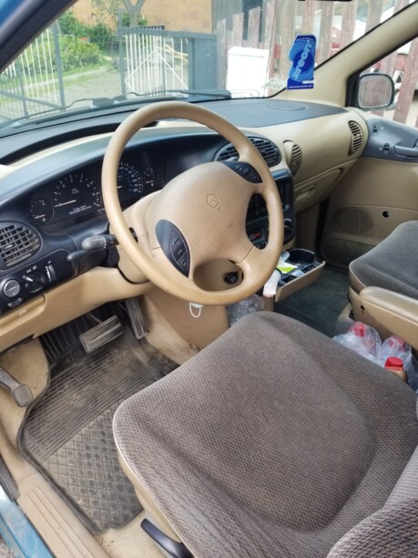 Dodge Grand Caravan III, 7 мест, 1997 г.