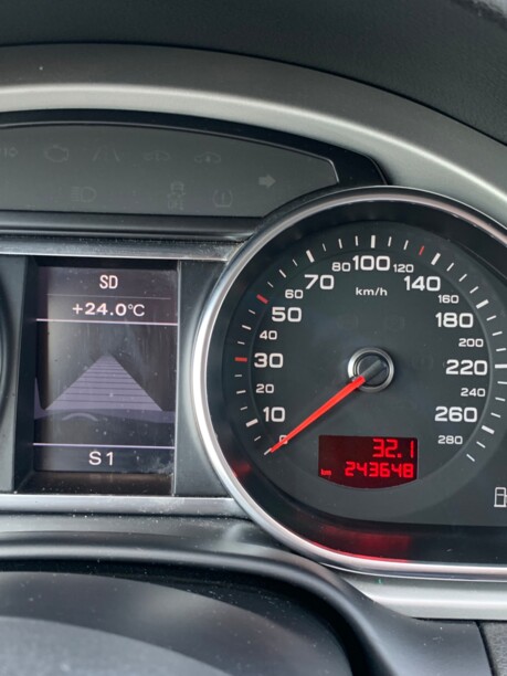 Audi Q7 4L · Рестайлинг, 7 мест, 2011 г.