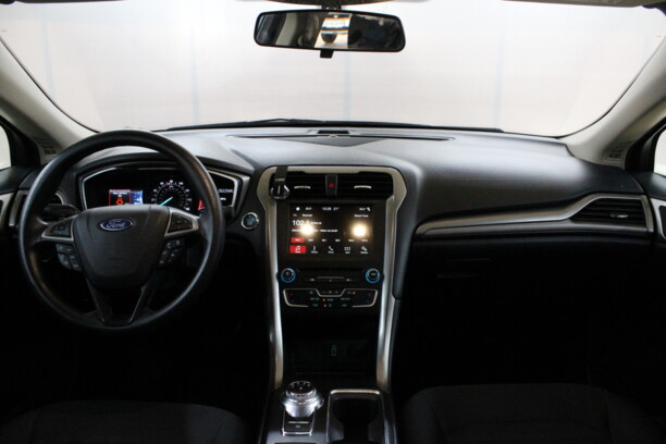 Ford Fusion USA II · Рестайлинг, 2017 г.