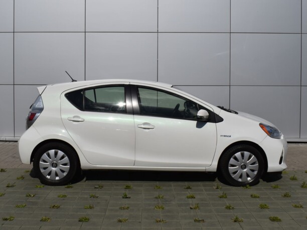 Toyota Prius C I, 2014 г.
