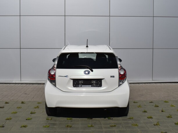 Toyota Prius C I, 2014 г.