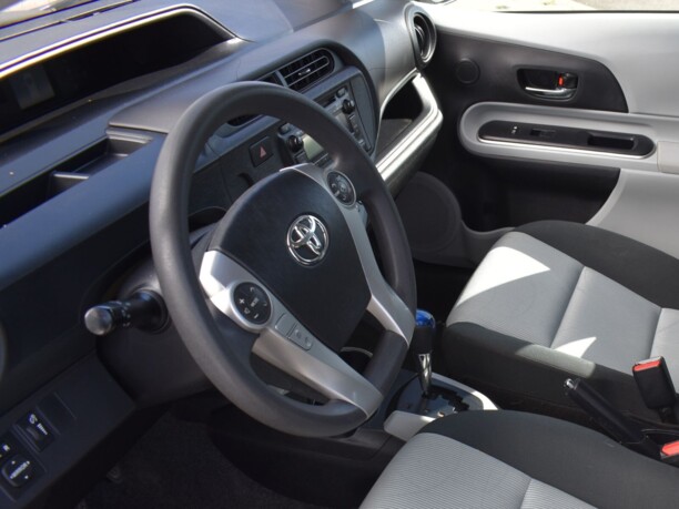 Toyota Prius C I, 2014 г.