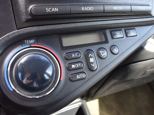 Toyota Prius C I, 2014 г.