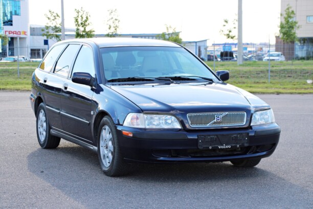 Volvo V40 I · Рестайлинг, 2002 г.