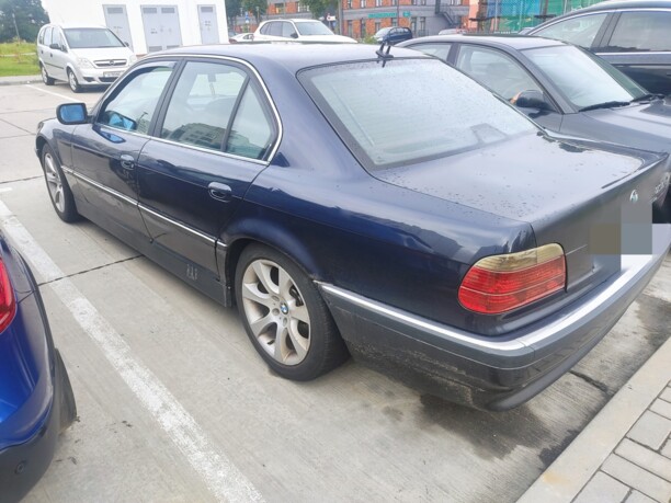 BMW 7 серия E38, 2000 г.