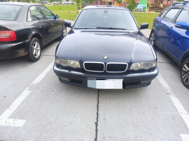 BMW 7 серия E38, 2000 г.