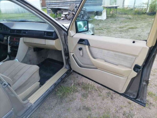 Mercedes-Benz E-Класс W124, S124, C124, A124, 1986 г.